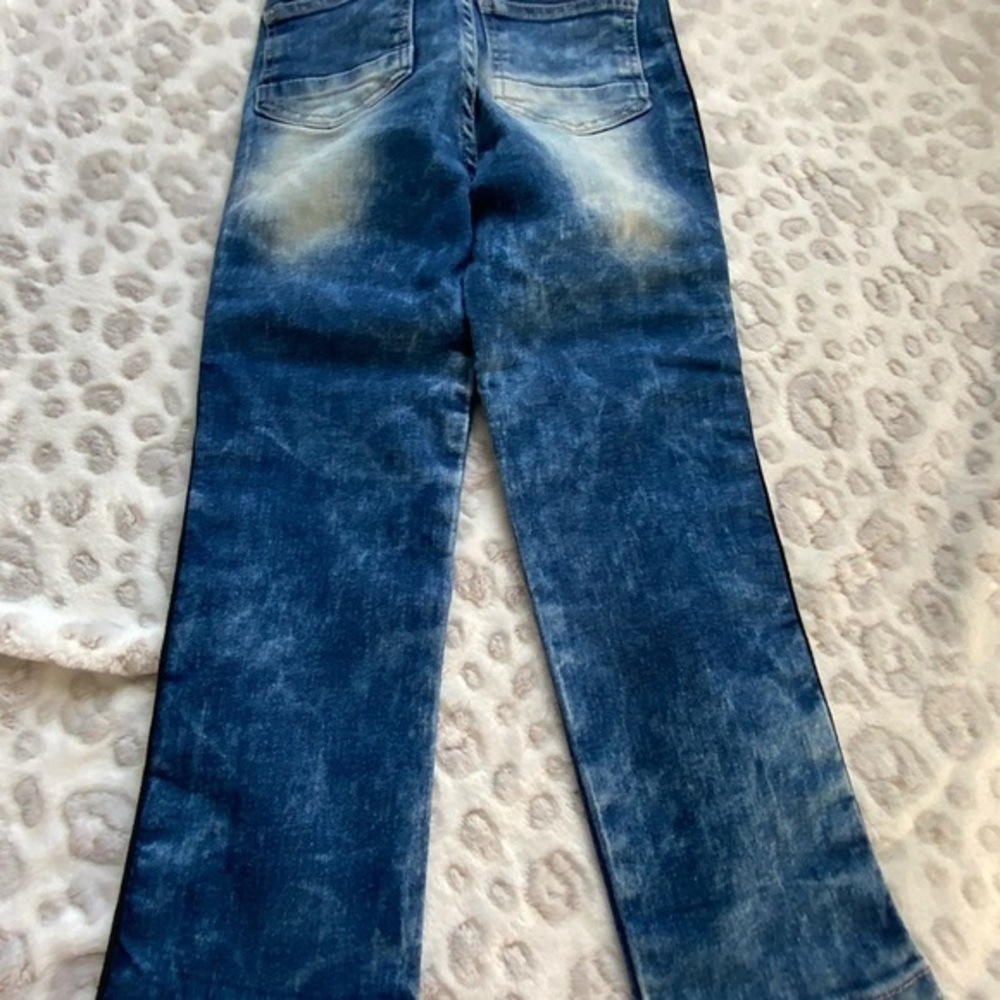 Jeans - Picture 2 of 3